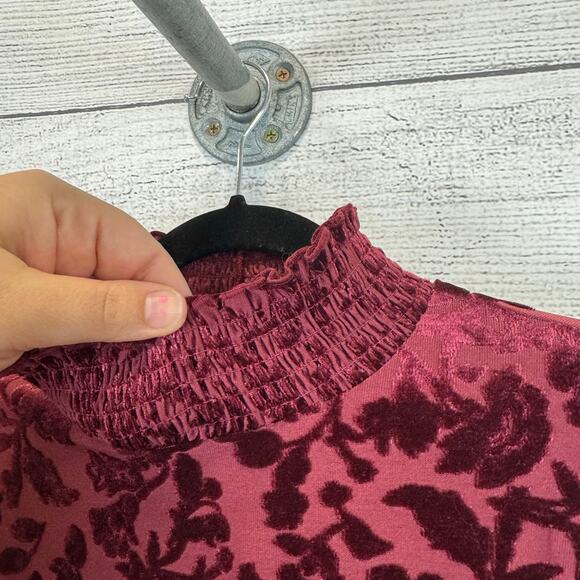Maurices Plus Size Maroon Velour Mock Neck Floral Long Sleeve Top Size 1X - Picture 6 of 9